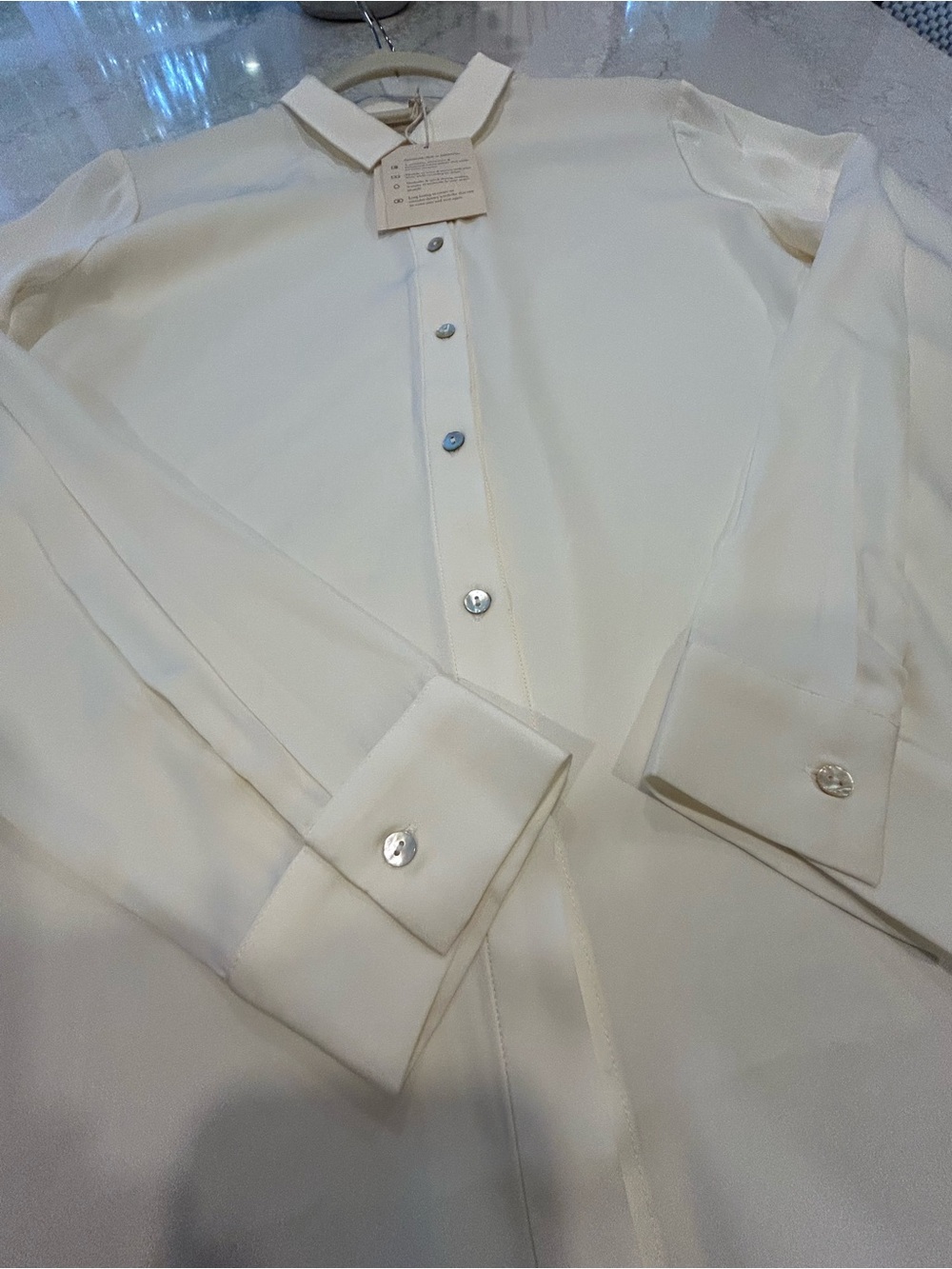 Silk Blouse in a Rich Shade of Creamy
Off White, Size Small, Loose Fit - Picture 5 of 12